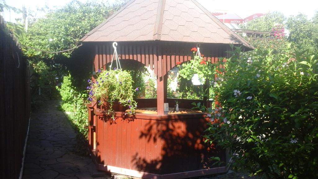 Fkoka Bed & Breakfast Berehove  Bagian luar foto